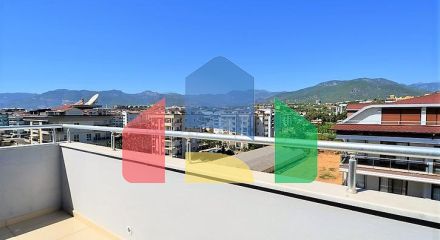 Большой светлый пентхаус с видом на Средиземное море Большой светлый пентхаус с видом на Средиземное море