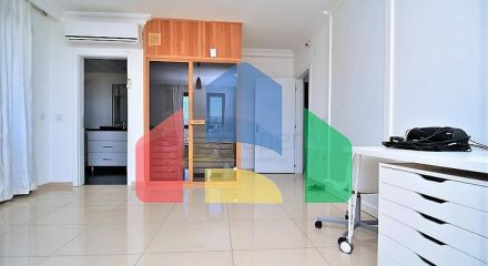 Большой светлый пентхаус с видом на Средиземное море Большой светлый пентхаус с видом на Средиземное море