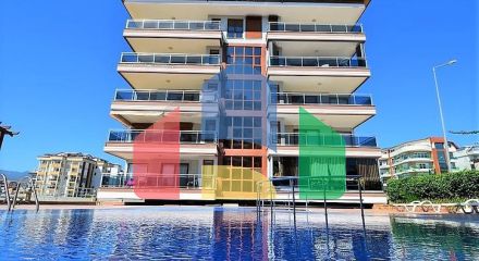 Большой светлый пентхаус с видом на Средиземное море Большой светлый пентхаус с видом на Средиземное море