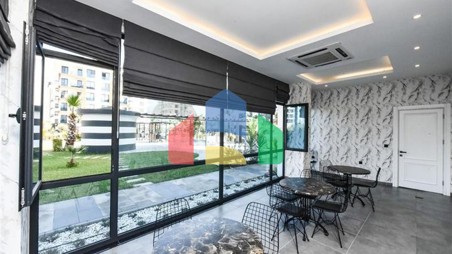 Квартира 2+1 на першій лінії в районі Кестель