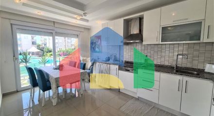 Квартира плануванням 2+1 в районі Кестель всього 50 м від моря Квартира плануванням 2+1 в районі Кестель всього 50 м від моря