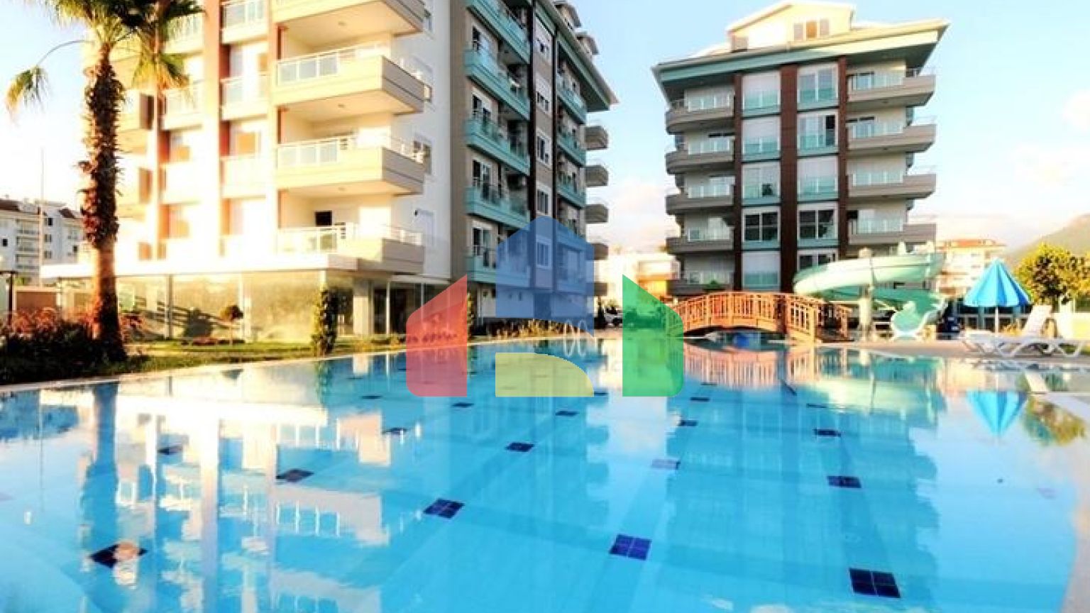 Квартира плануванням 2+1 в районі Кестель всього 50 м від моря