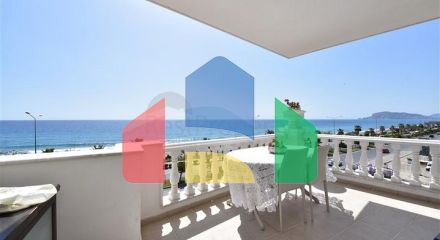 Квартира 3 + 1 з видом на море