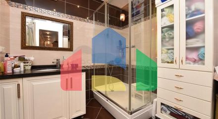 Квартира 3 + 1 з видом на море