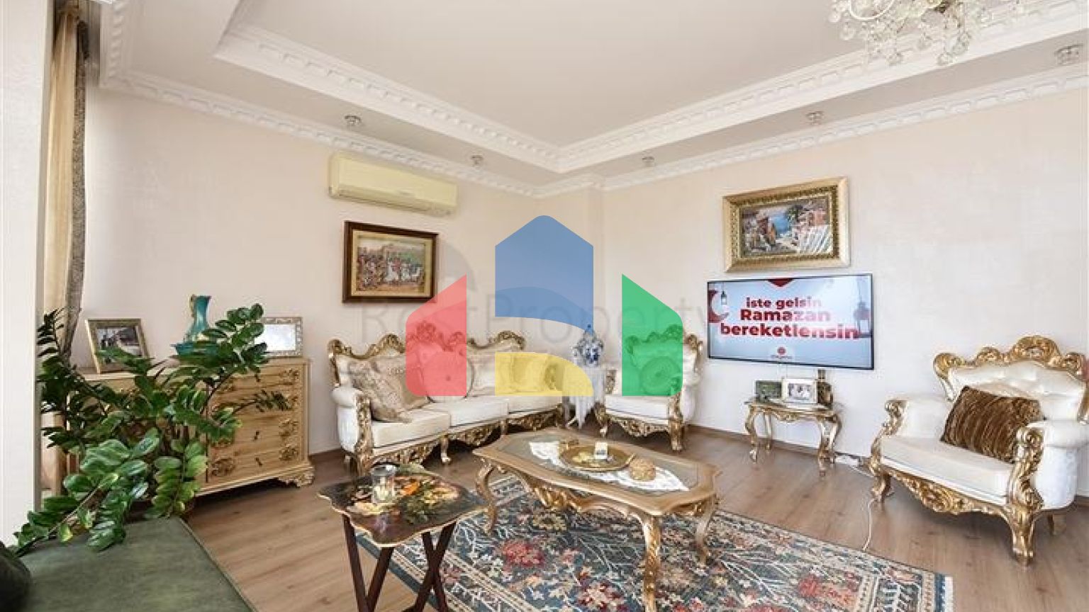 Квартира 3 + 1 з видом на море