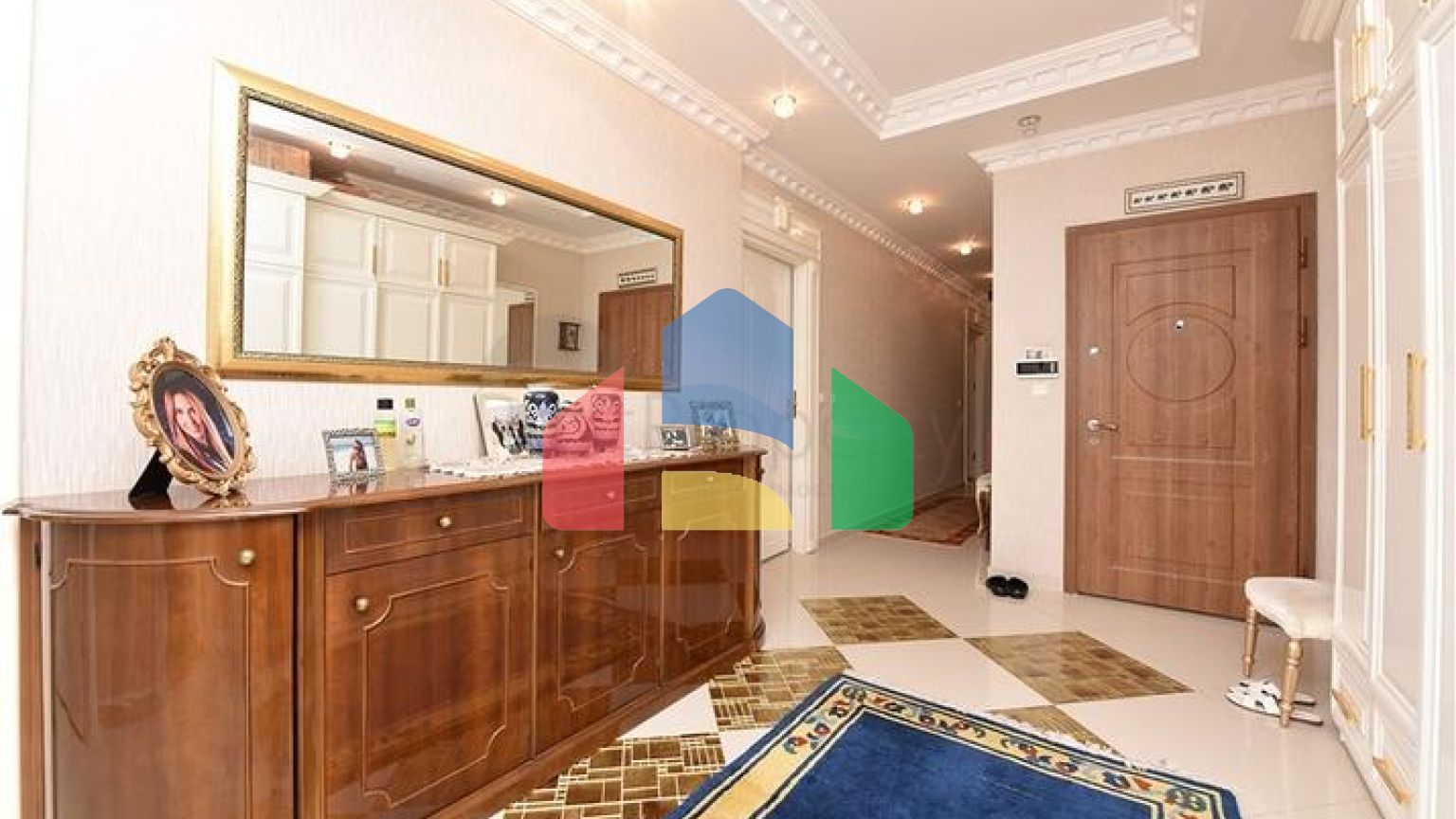 Квартира 3 + 1 з видом на море