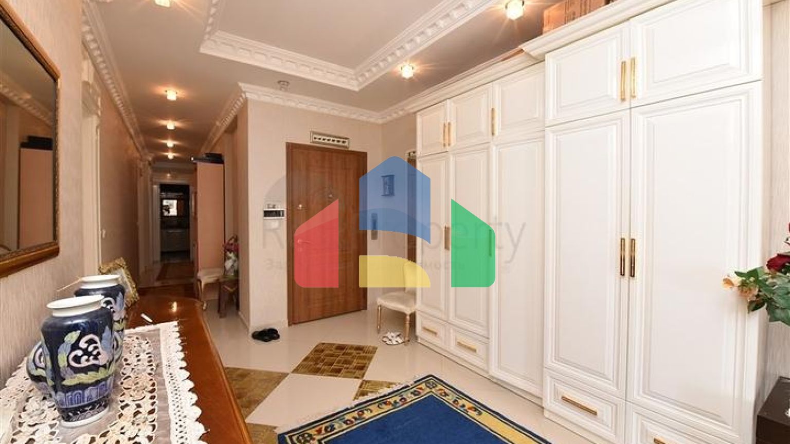 Квартира 3 + 1 з видом на море