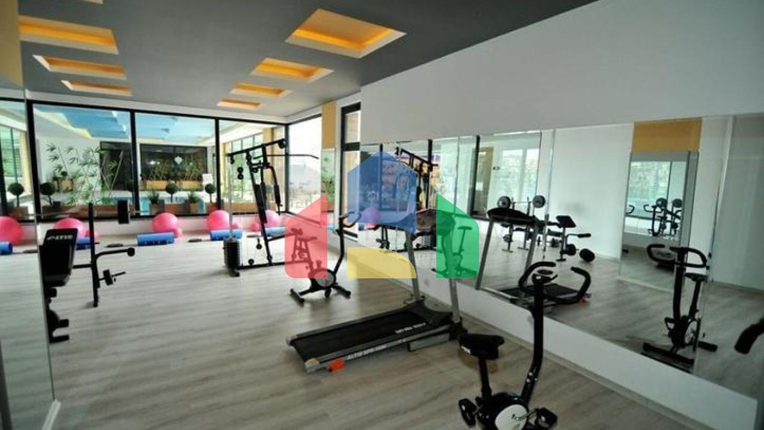 Затишна квартира 1 + 1 в районі Кестель