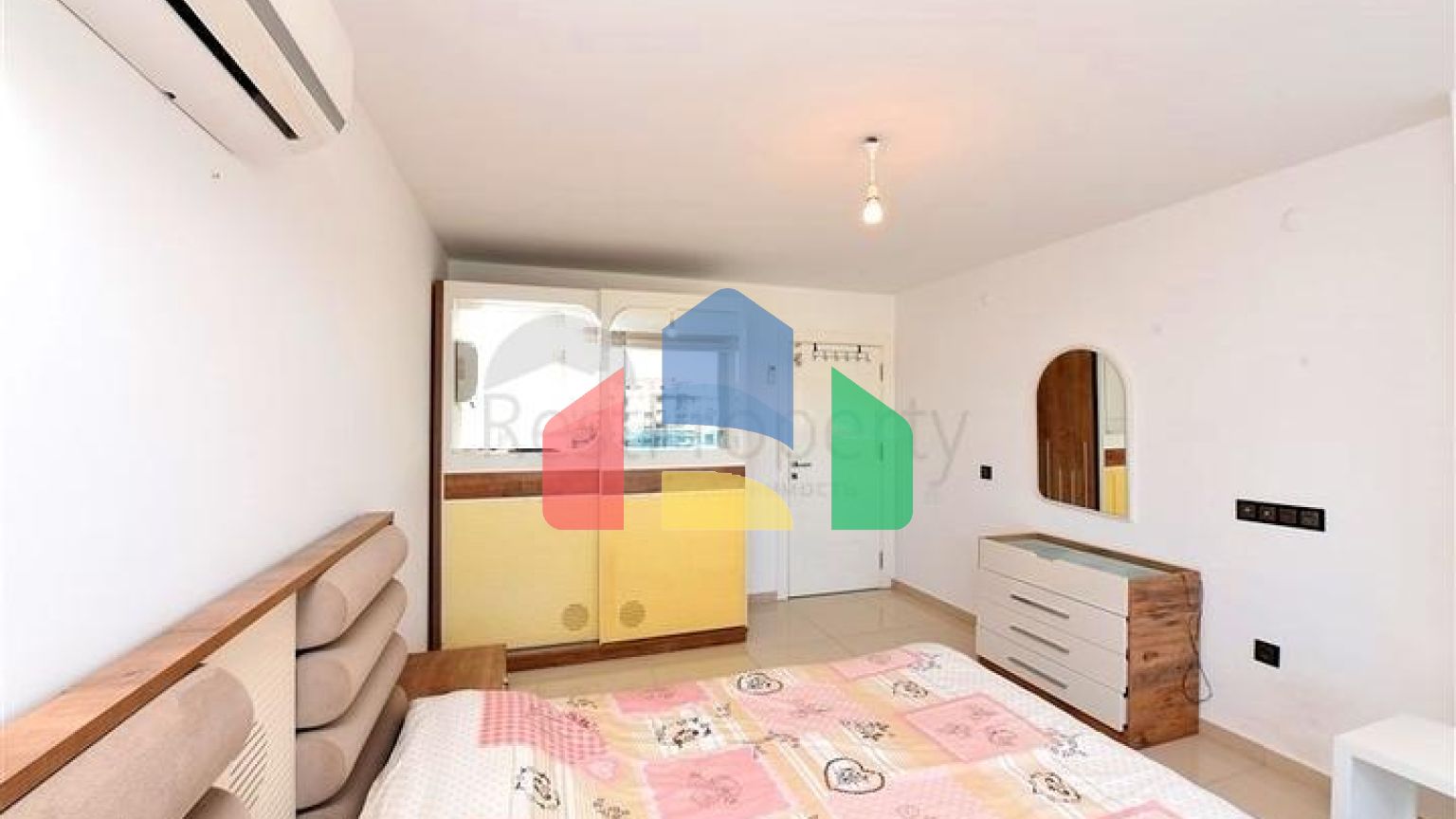 Великі апартаменти 1 + 1 в сучасному комплексі в районі Кестель