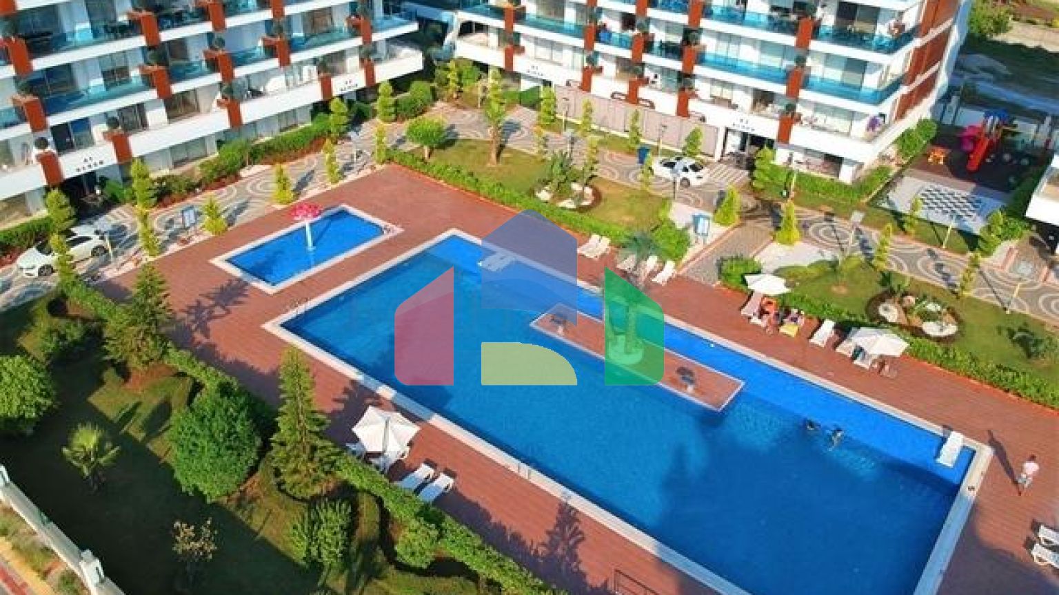 Великі апартаменти 1 + 1 в сучасному комплексі в районі Кестель