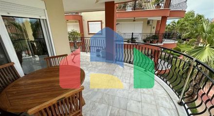 Пентхаус 4+1 на берегу реки в районе Кестель