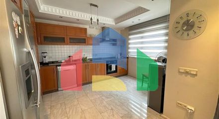 Пентхаус 4+1 на берегу реки в районе Кестель Пентхаус 4+1 на берегу реки в районе Кестель