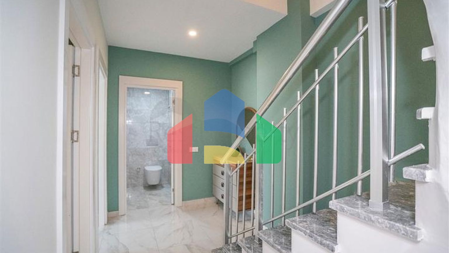 Пентхаус 2+1 в районе Кестель всего в 350 м от моря