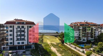 Пентхаус 3+1 с отдельной кухней на первой береговой линии в Кестеле Пентхаус 3+1 с отдельной кухней на первой береговой линии в Кестеле