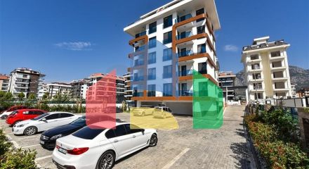 Пентхаус 3+1 с отдельной кухней на первой береговой линии в Кестеле Пентхаус 3+1 с отдельной кухней на первой береговой линии в Кестеле