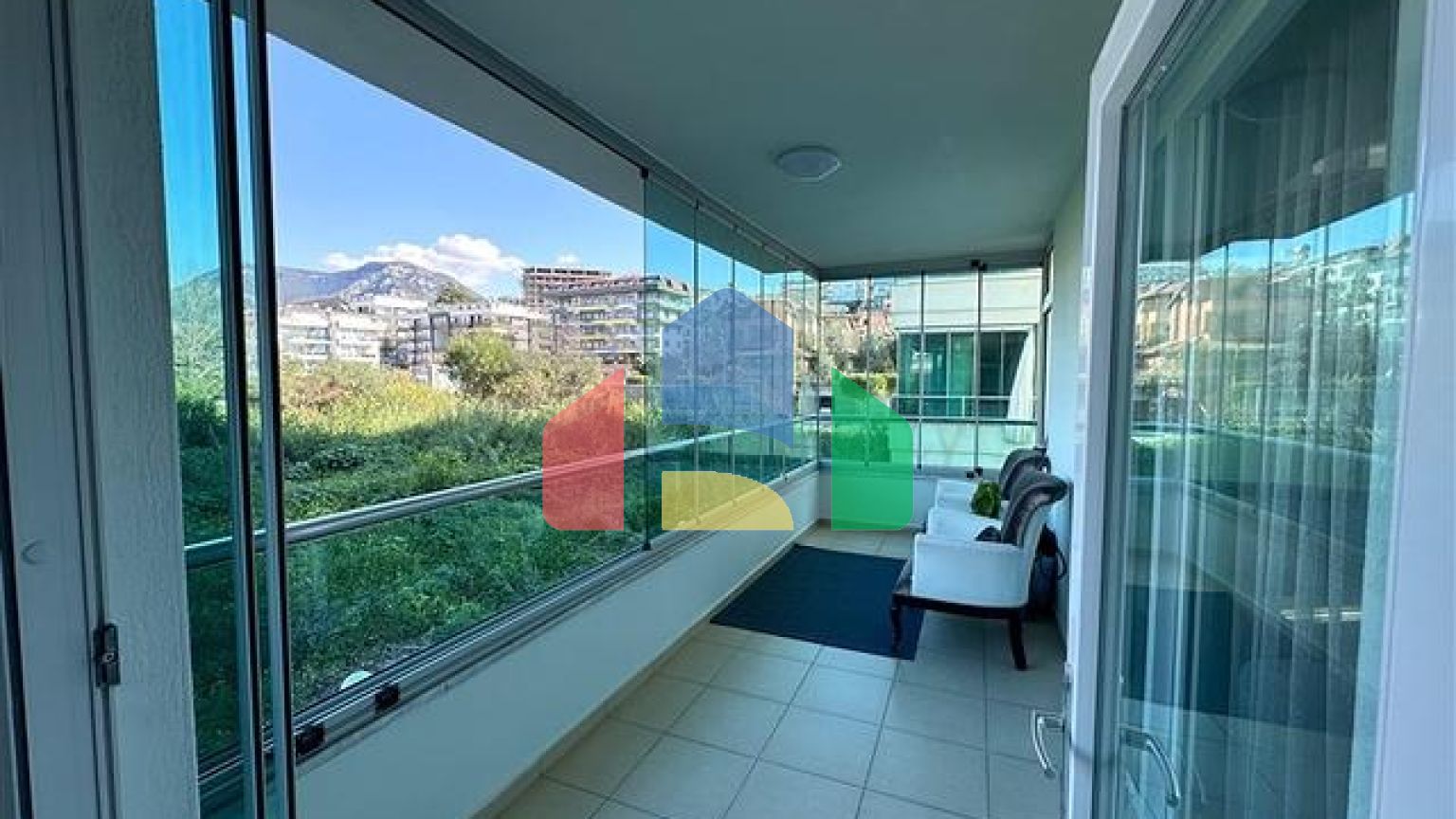 Затишна мебльована квартира поруч з морем в зеленому районі Кестель