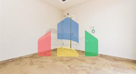 Квартира 2+1 со своим садом в Кестеле