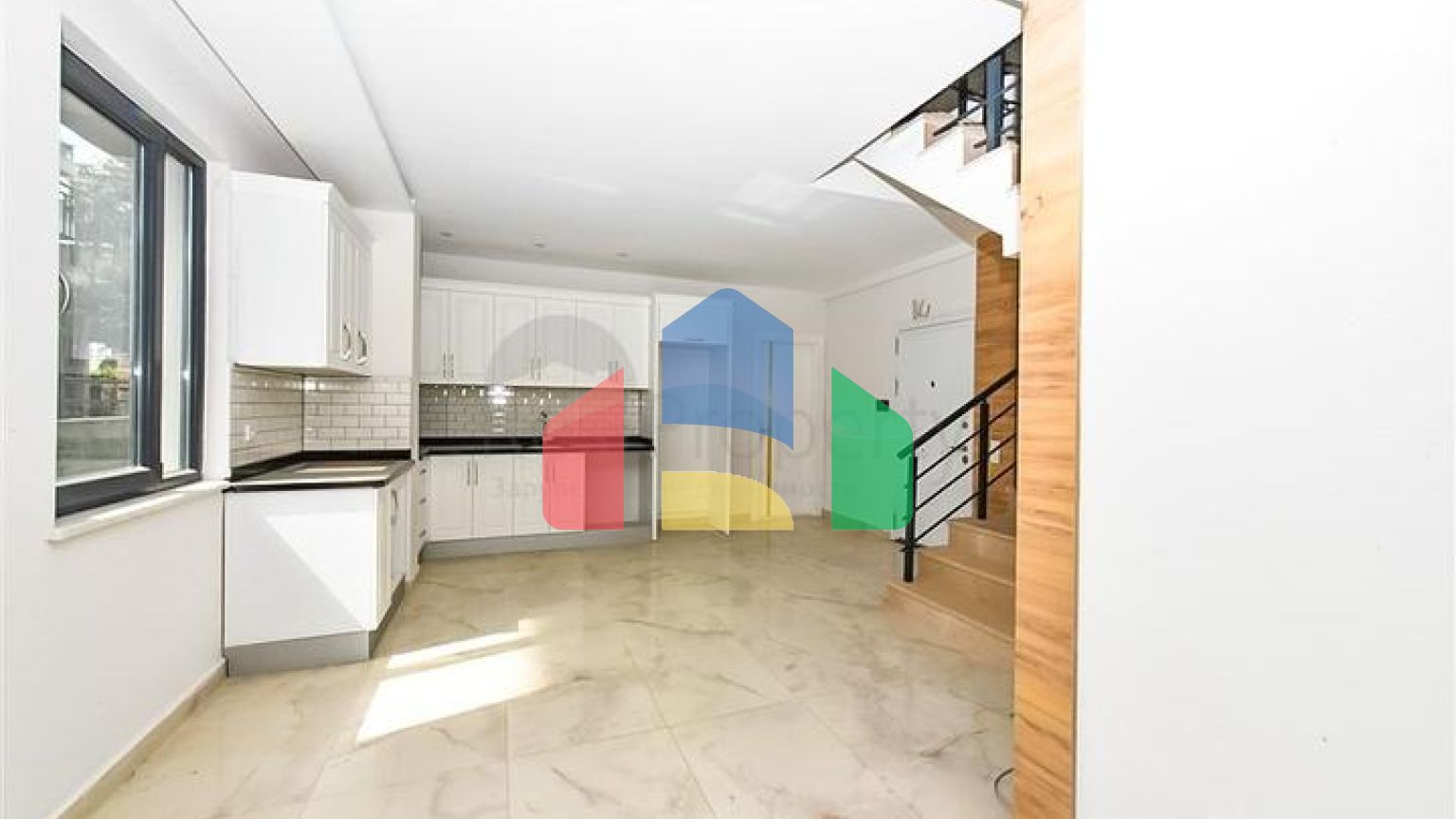 Квартира 2+1 со своим садом в Кестеле