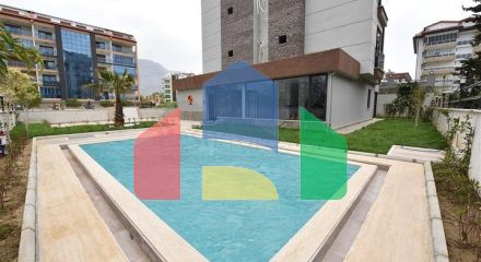 Квартира 2+1 со своим садом в Кестеле