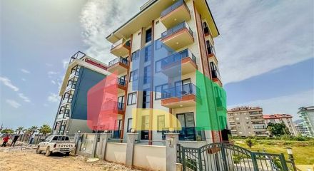 Квартира 2+1 со своим садом в Кестеле