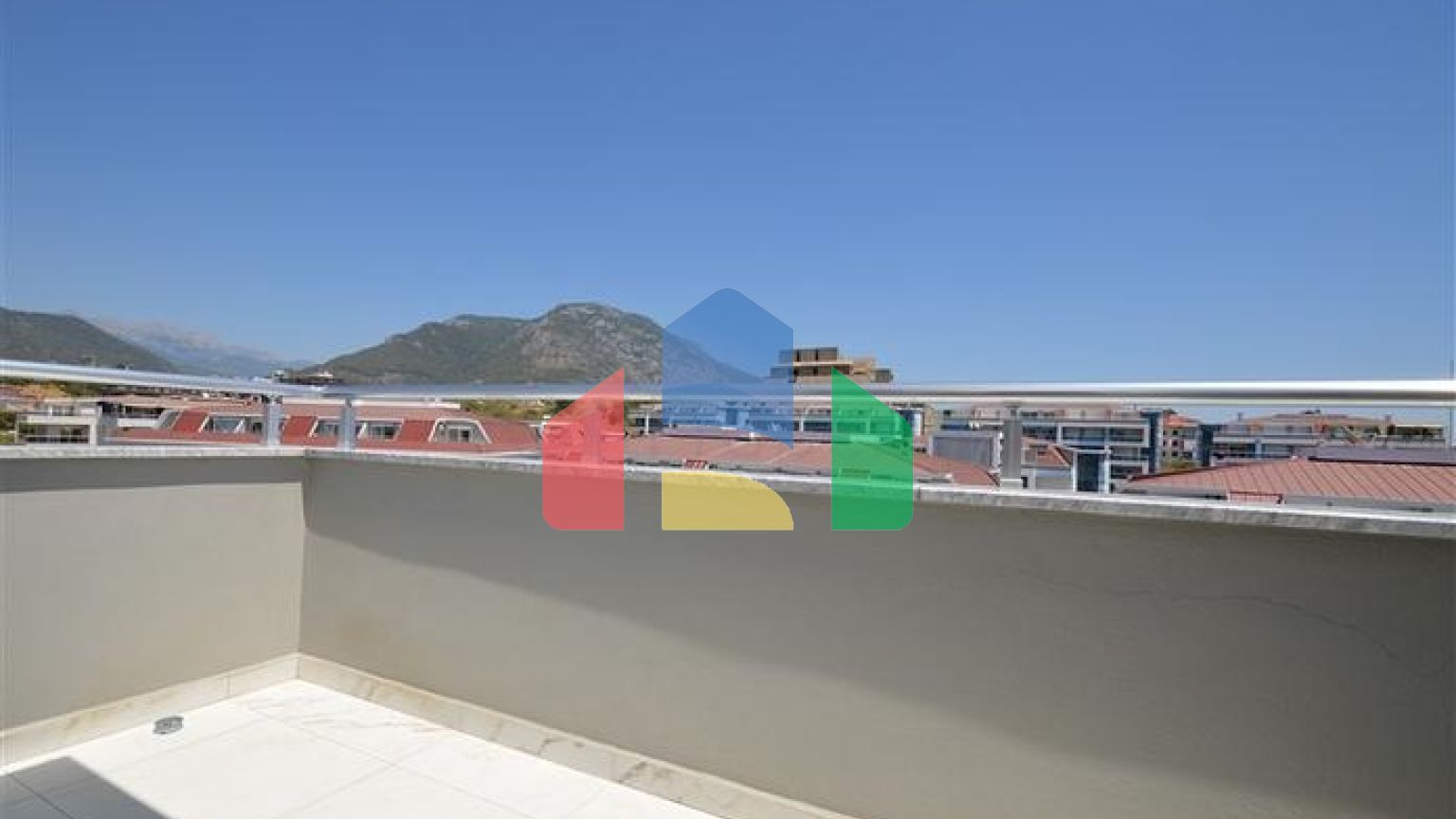 Идеальное жилье 4+1 с превосходной инфраструктурой, в районе Кестель