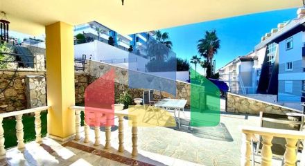 Просторная вилла для большой семьи, в пешей доступности от моря Просторная вилла для большой семьи, в пешей доступности от моря