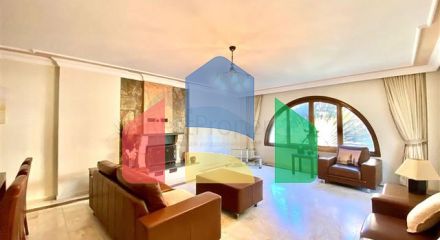 Просторная вилла для большой семьи, в пешей доступности от моря Просторная вилла для большой семьи, в пешей доступности от моря