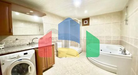 Просторная вилла для большой семьи, в пешей доступности от моря Просторная вилла для большой семьи, в пешей доступности от моря