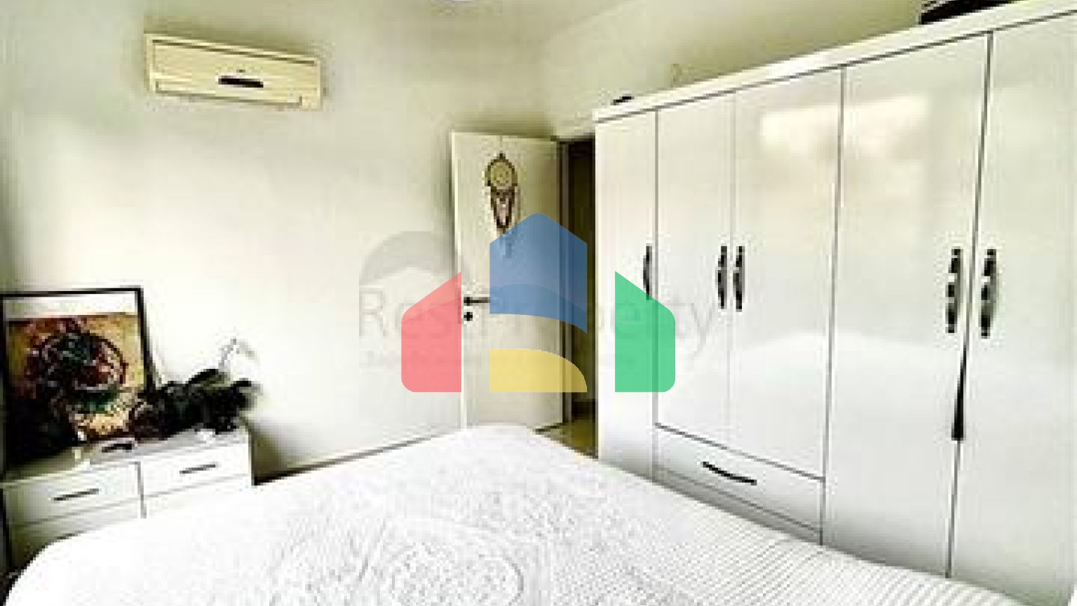 Просторная двухкомнатная квартира в жилом комплексе с развитой инфраструктурой в Кестеле