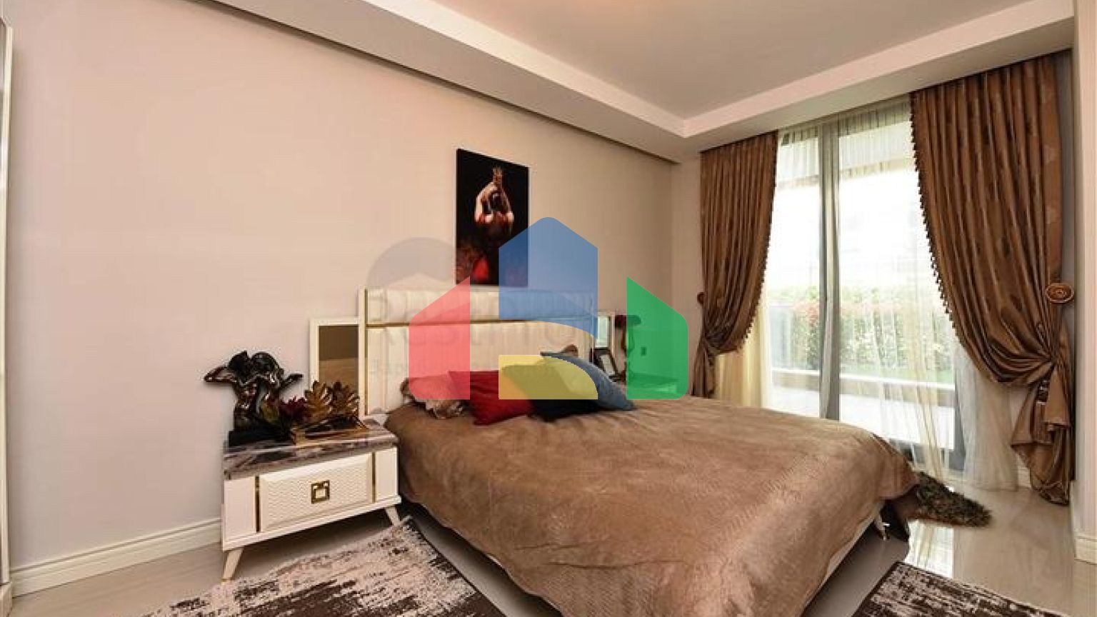 Двокімнатна квартира в комплексі на першій лінії в районі Кестель