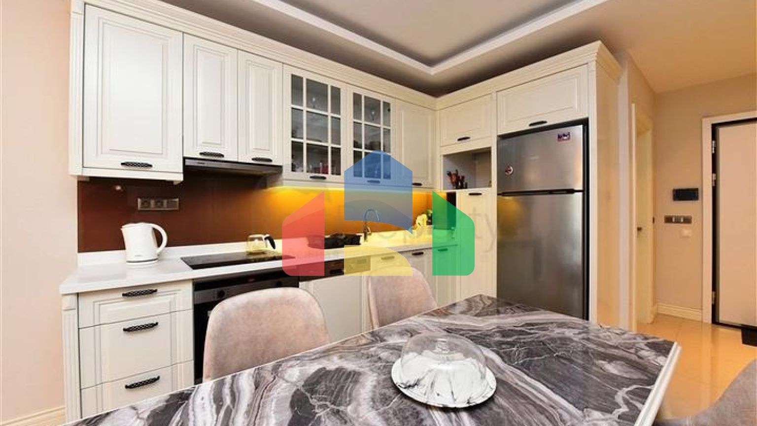 Двокімнатна квартира в комплексі на першій лінії в районі Кестель