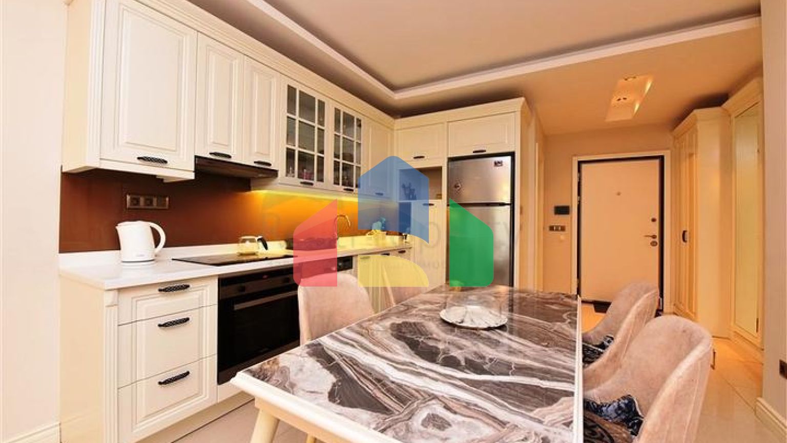 Двокімнатна квартира в комплексі на першій лінії в районі Кестель