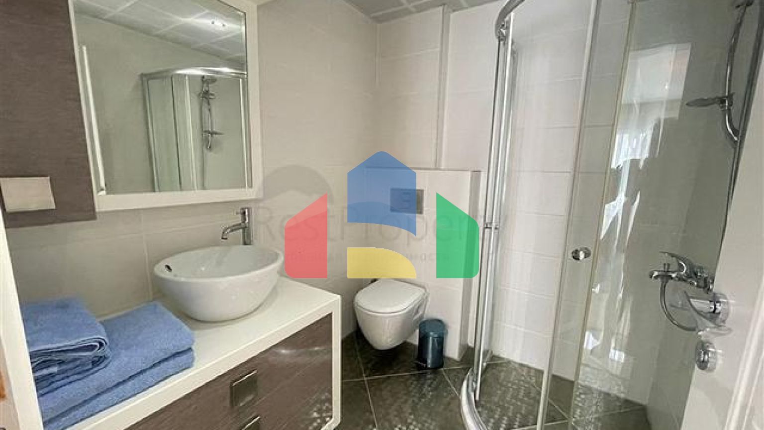 Дизайнерские апартаменты в Кестеле