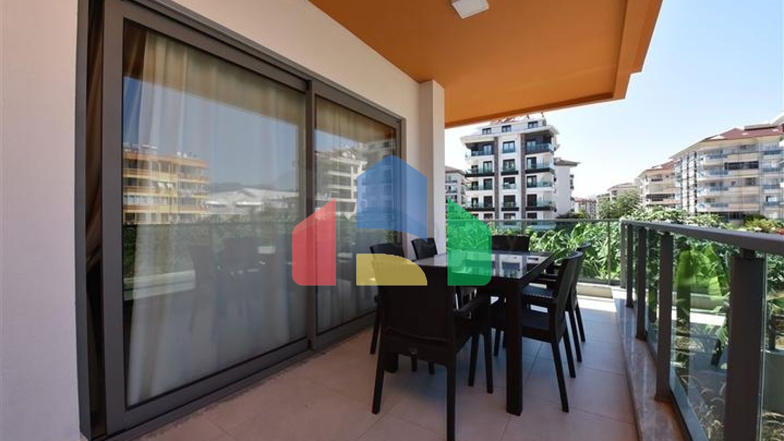 Просторі апартаменти в Кестель