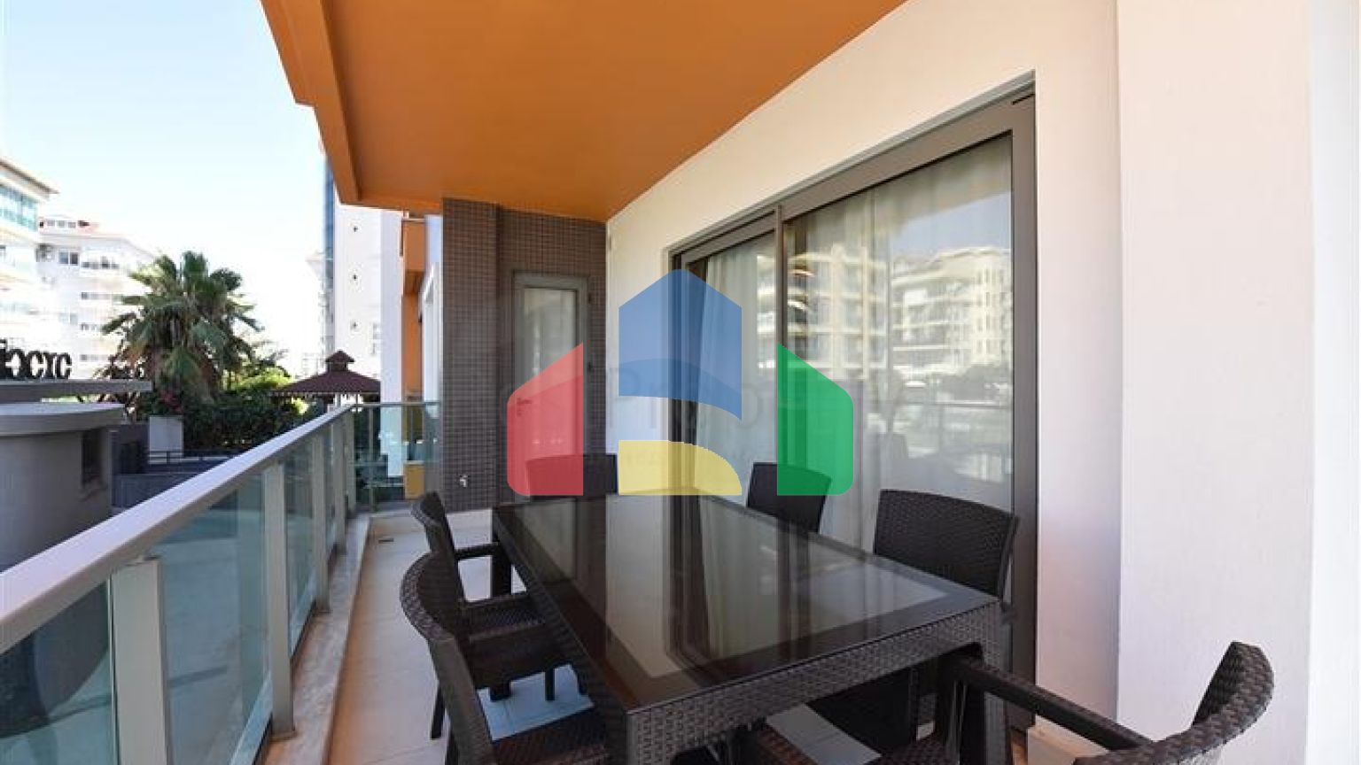 Просторі апартаменти в Кестель