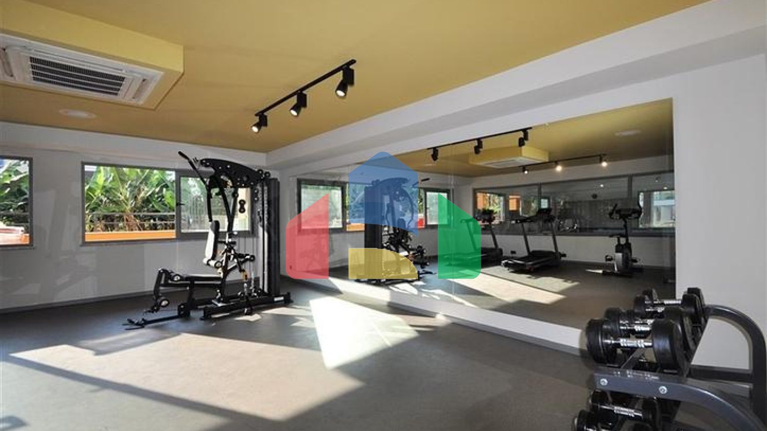 Просторі апартаменти в Кестель