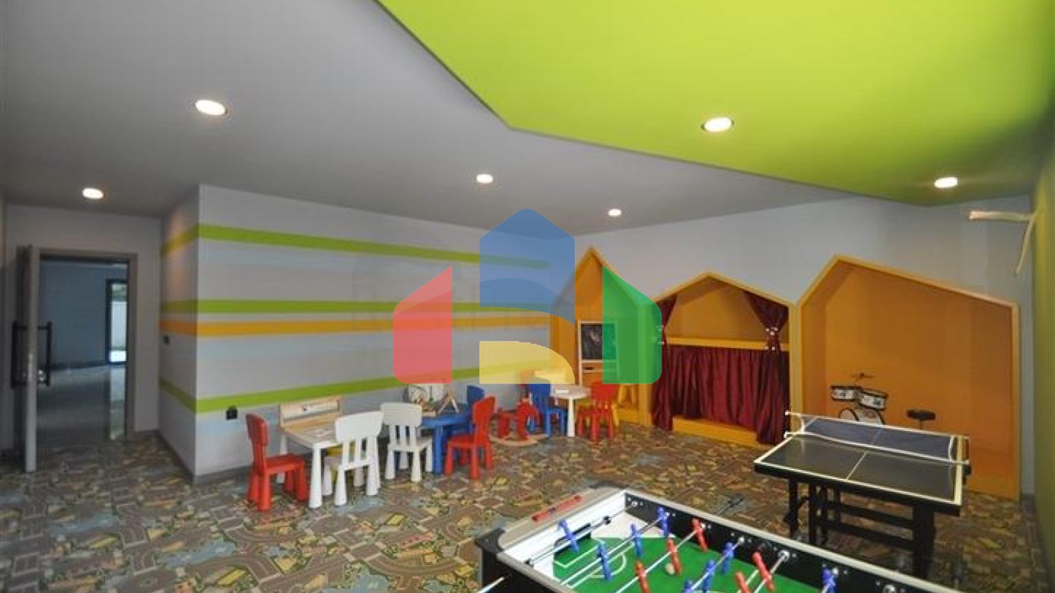 Просторі апартаменти в Кестель