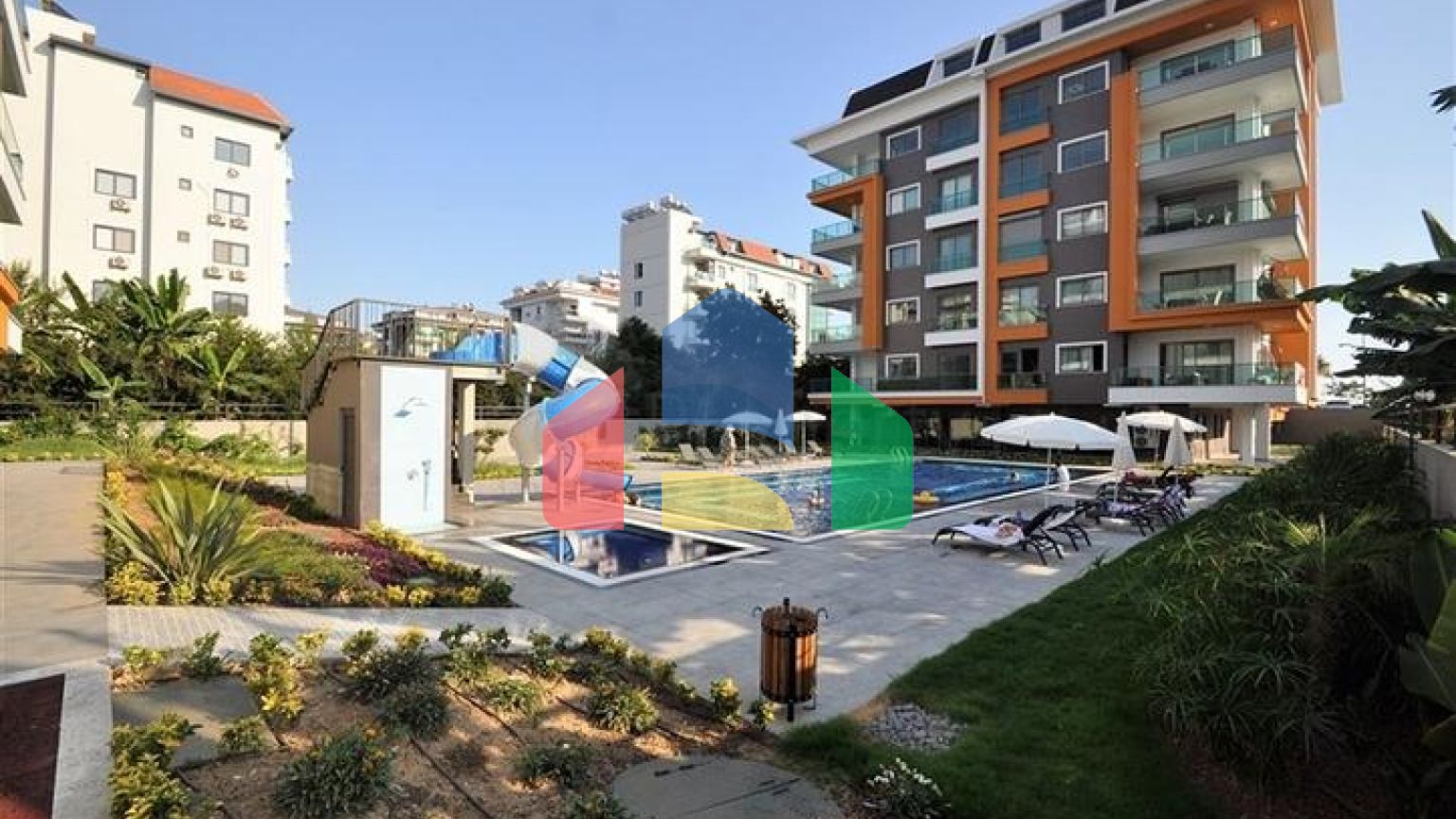 Просторі апартаменти в Кестель