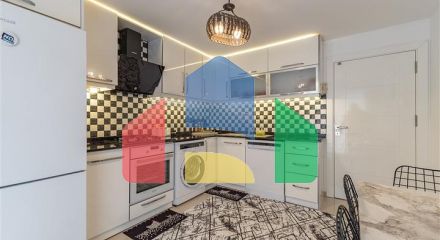 Просторный пентхаус 3+1 с террасой в современном жилом комплексе