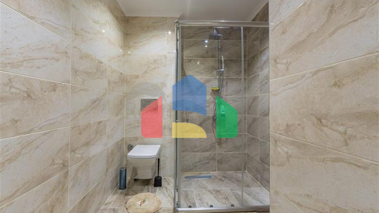 Просторный пентхаус 3+1 с террасой в современном жилом комплексе