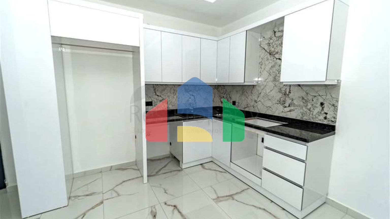 Современная квартира 1+1 в уютной жилой застройке