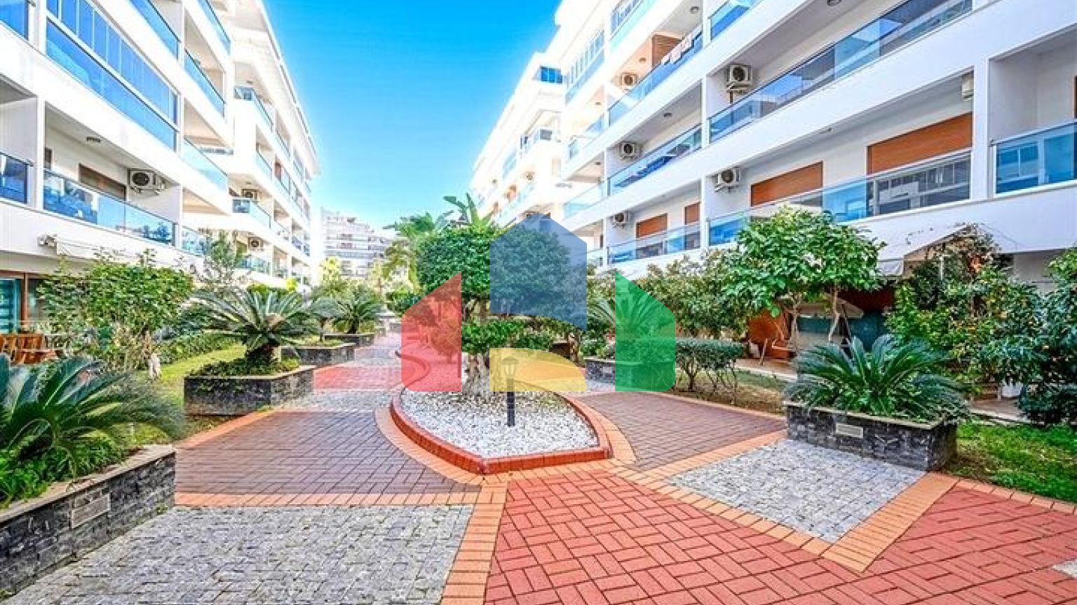 Уютная квартира 1+1 в районе Кестель рядом с морем