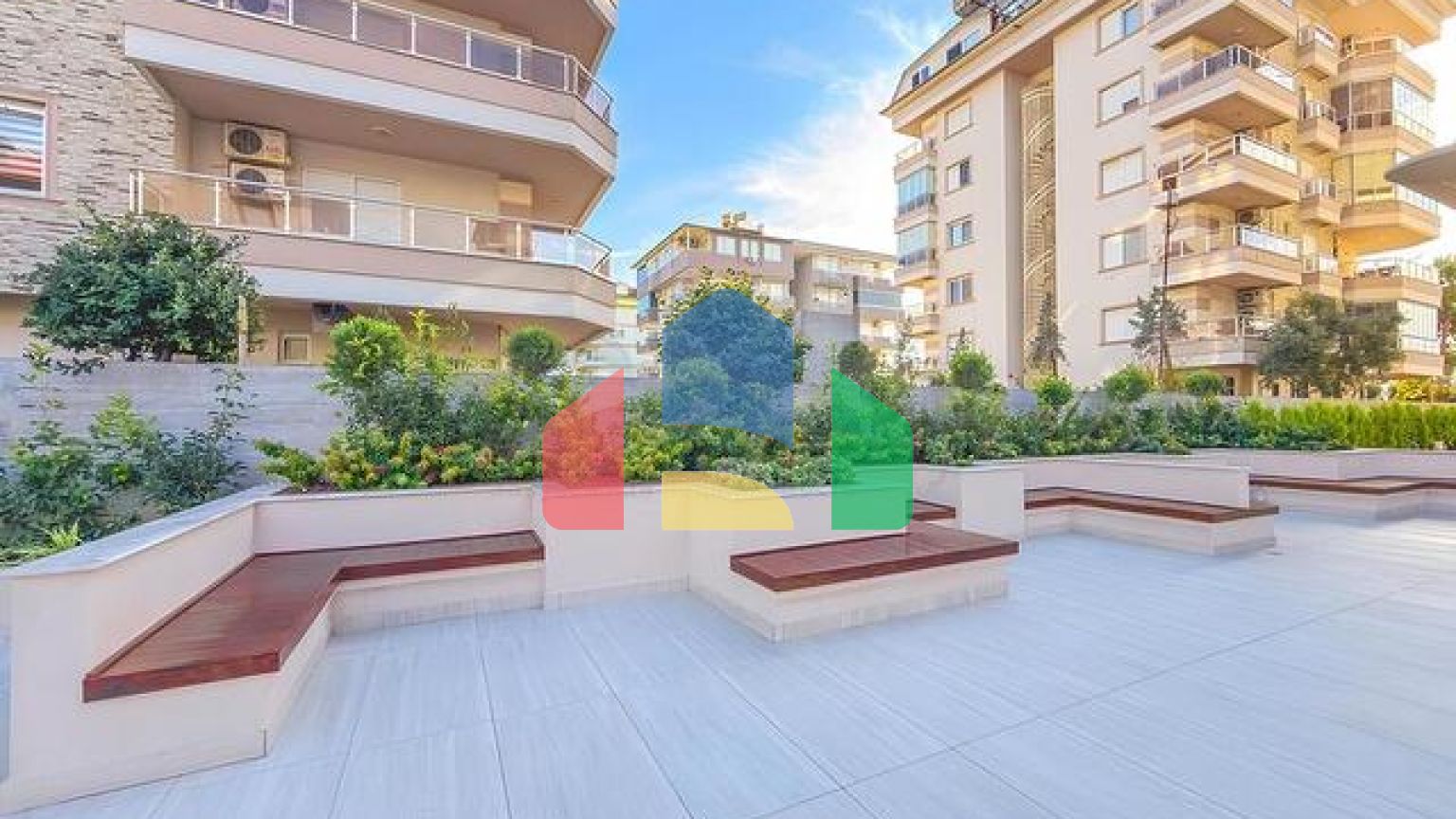 Пентхаус 2+1 с террасой в районе Кестель