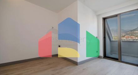 Пентхаус 2+1 с террасой в районе Кестель