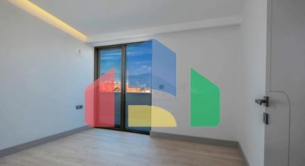 Пентхаус 2+1 с террасой в районе Кестель