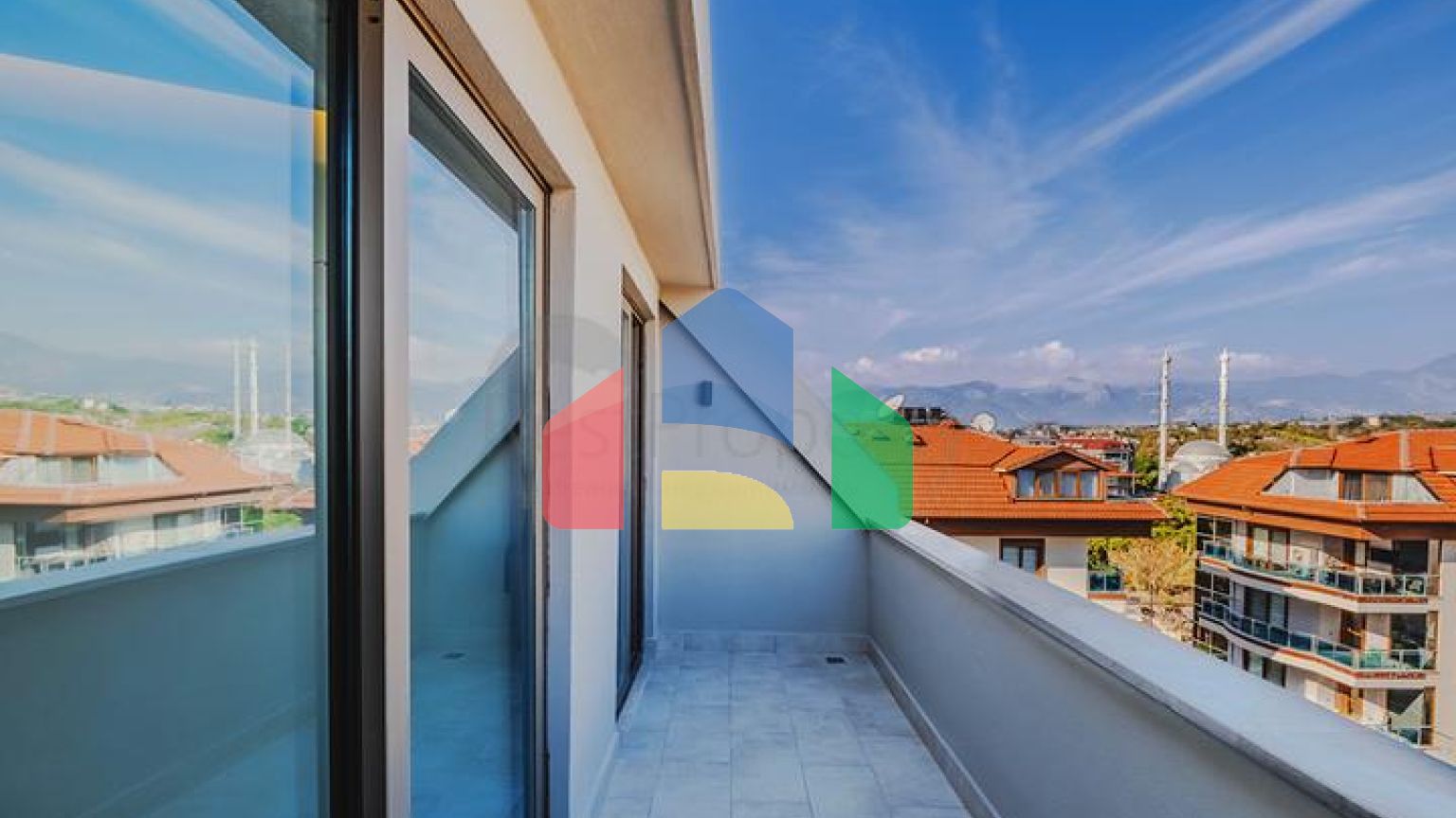 Пентхаус 2+1 с террасой в районе Кестель