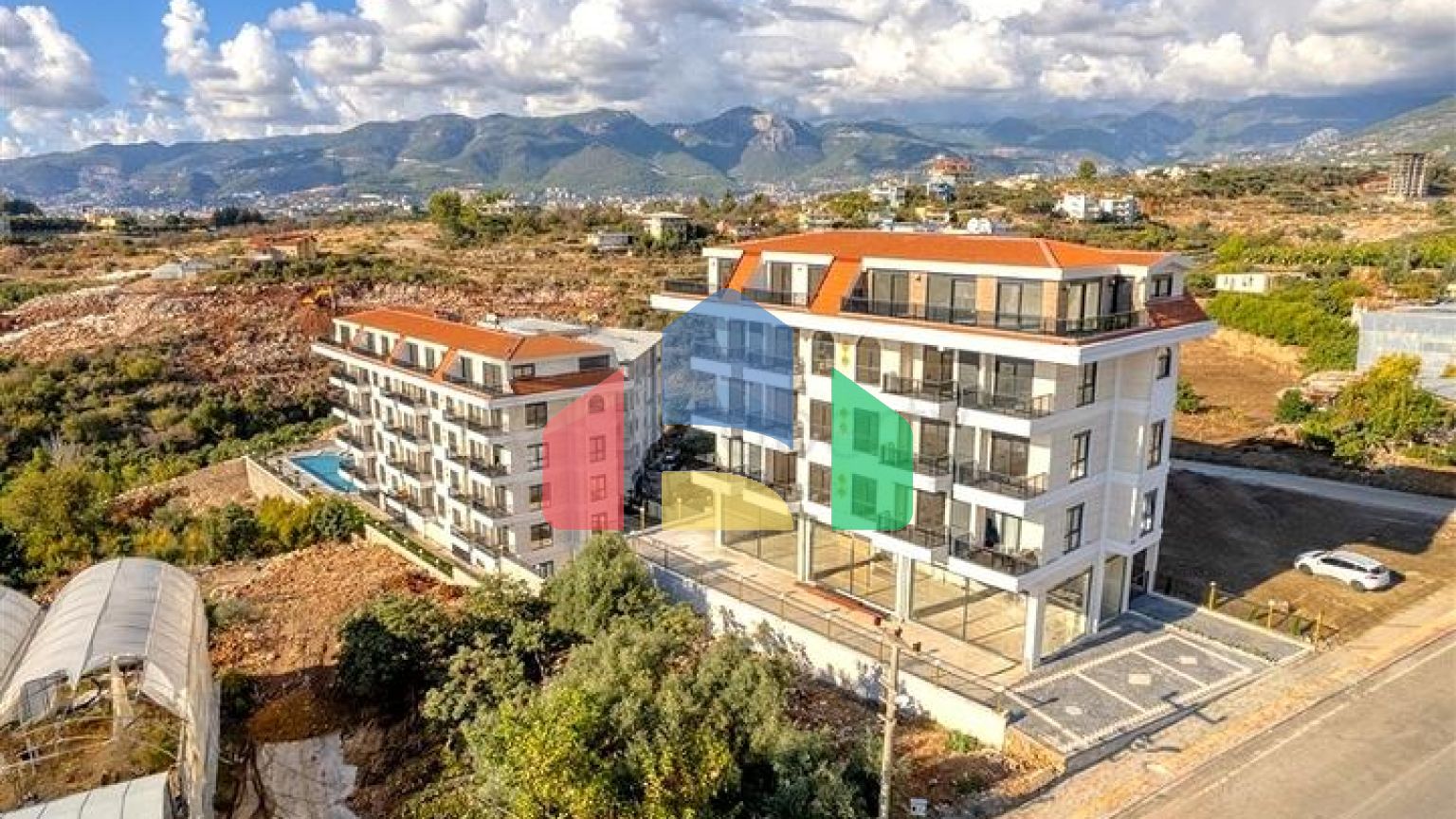 Уютная квартира 1+1 в районе Кестель с современной инфраструктурой