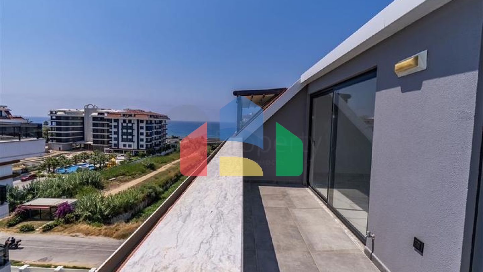 Современная квартира 3+1 в благоустроенном жилом доме