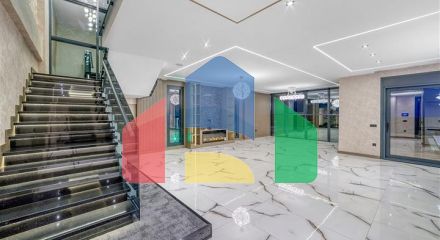 Простора вілла 4 + 1 з видом на море і власною інфраструктурою в Кестелі