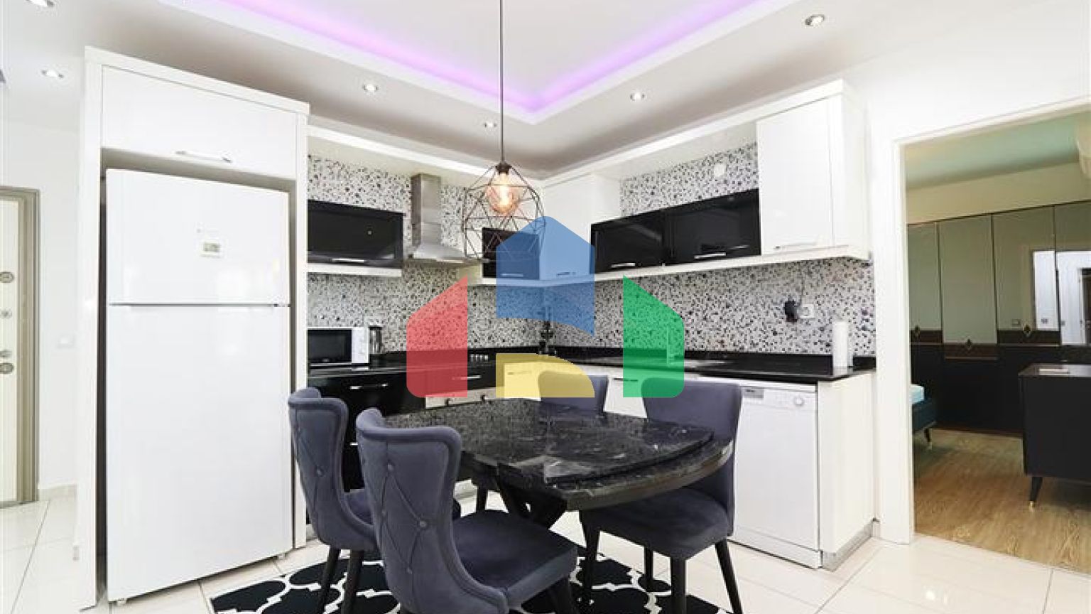 Квартира 2+1 с удобной планировкой и развитой инфраструктурой